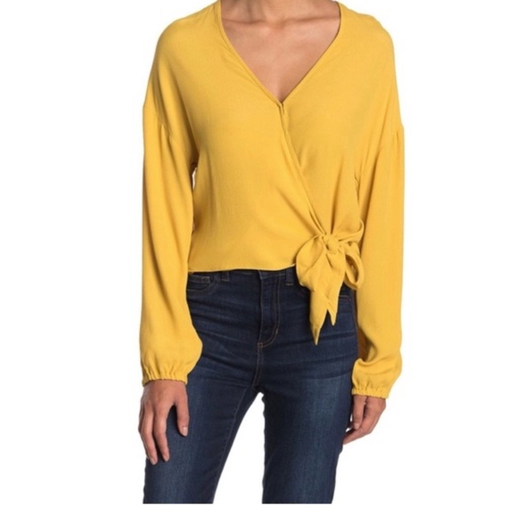 Madewell Raelynn Top Greek Gold Wrap and Tie. Size Medium. Snap Closures. - Picture 14 of 15